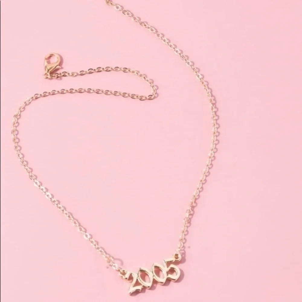 3/$30 💛 Established 2005 Necklace